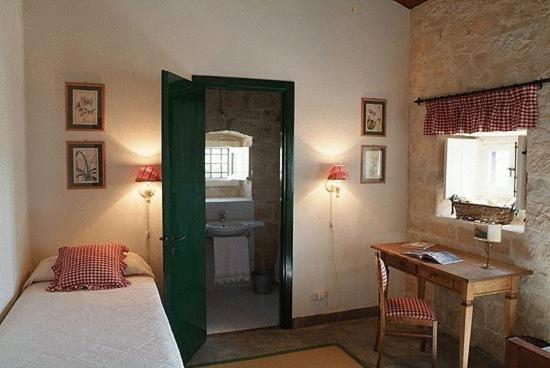 Masseria Ciancio Casa Serrafiori ภายนอก รูปภาพ