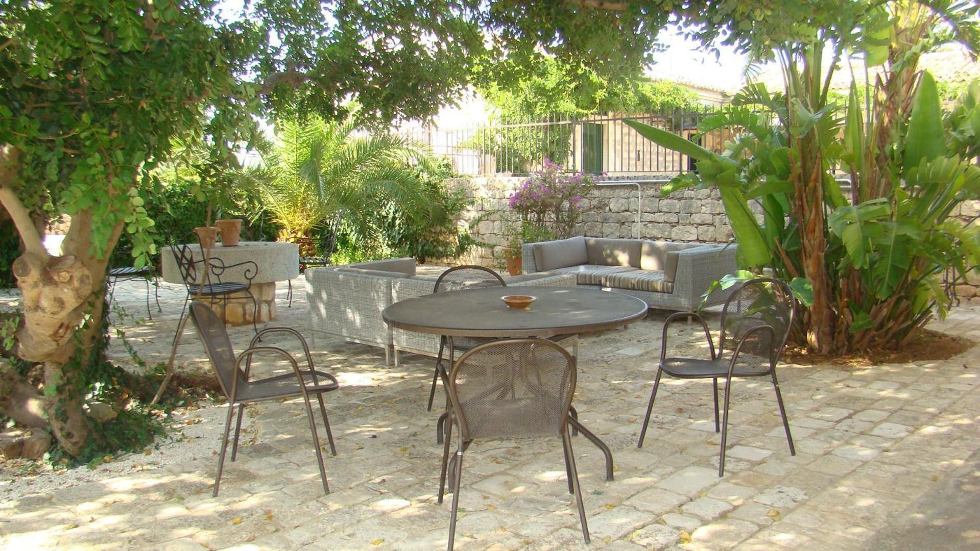 Masseria Ciancio Casa Serrafiori ภายนอก รูปภาพ
